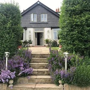 https://the-artist-residence-dublin.dublin-hotelsweb.com